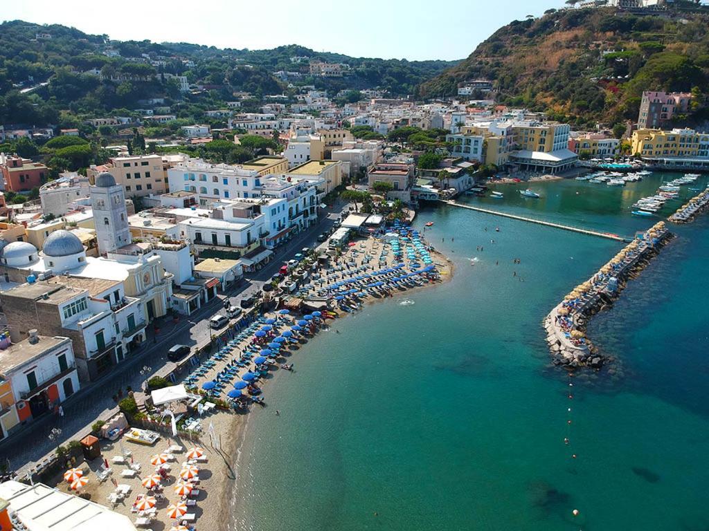 B&B Celestina Ischia Lacco Ameno  Extérieur photo