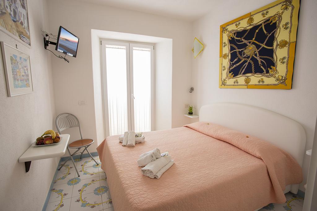 B&B Celestina Ischia Lacco Ameno  Chambre photo