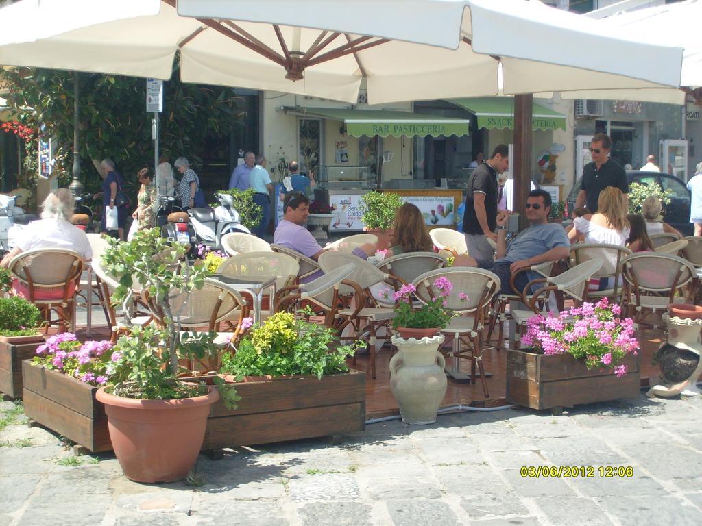 B&B Celestina Ischia Lacco Ameno  Extérieur photo