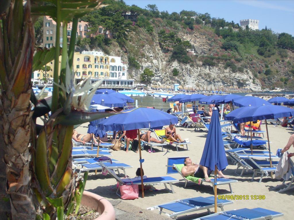 B&B Celestina Ischia Lacco Ameno  Extérieur photo